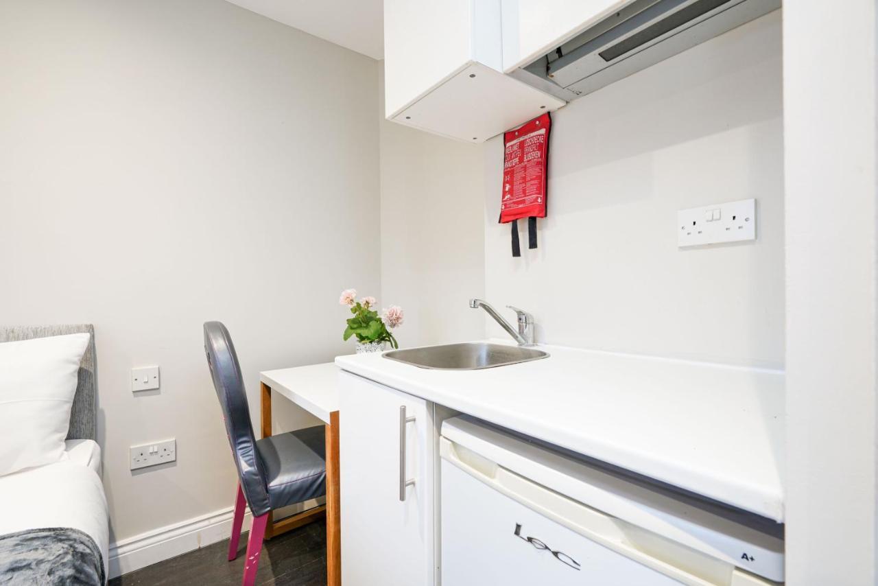 Appartamento Cosy Studio Flat Londra Esterno foto